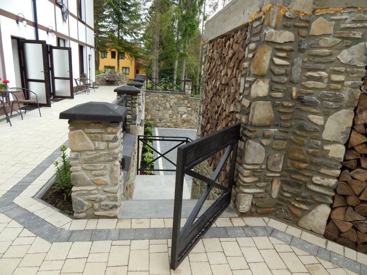 Феєрія Лісу Aparthotel Skhidnytsia Εξωτερικό φωτογραφία